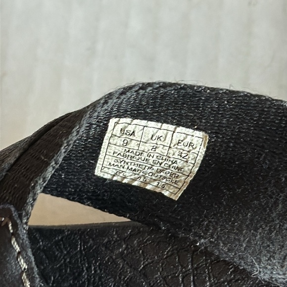 Sanuk Beer Cozy 2 Flip Flop Sandals - Picture 9 of 11
